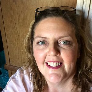 Meet your Posher, Carla